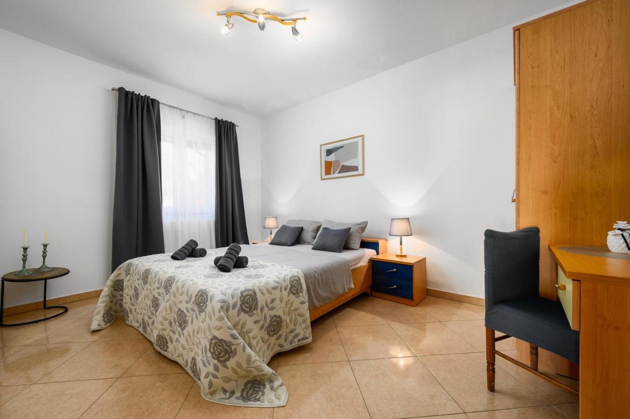 Bozica House With Apartments Murine ภายนอก รูปภาพ
