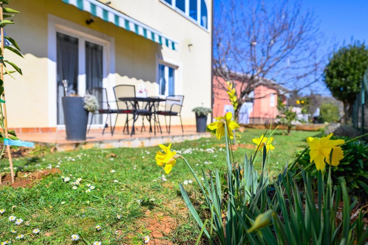 Bozica House With Apartments Murine ภายนอก รูปภาพ